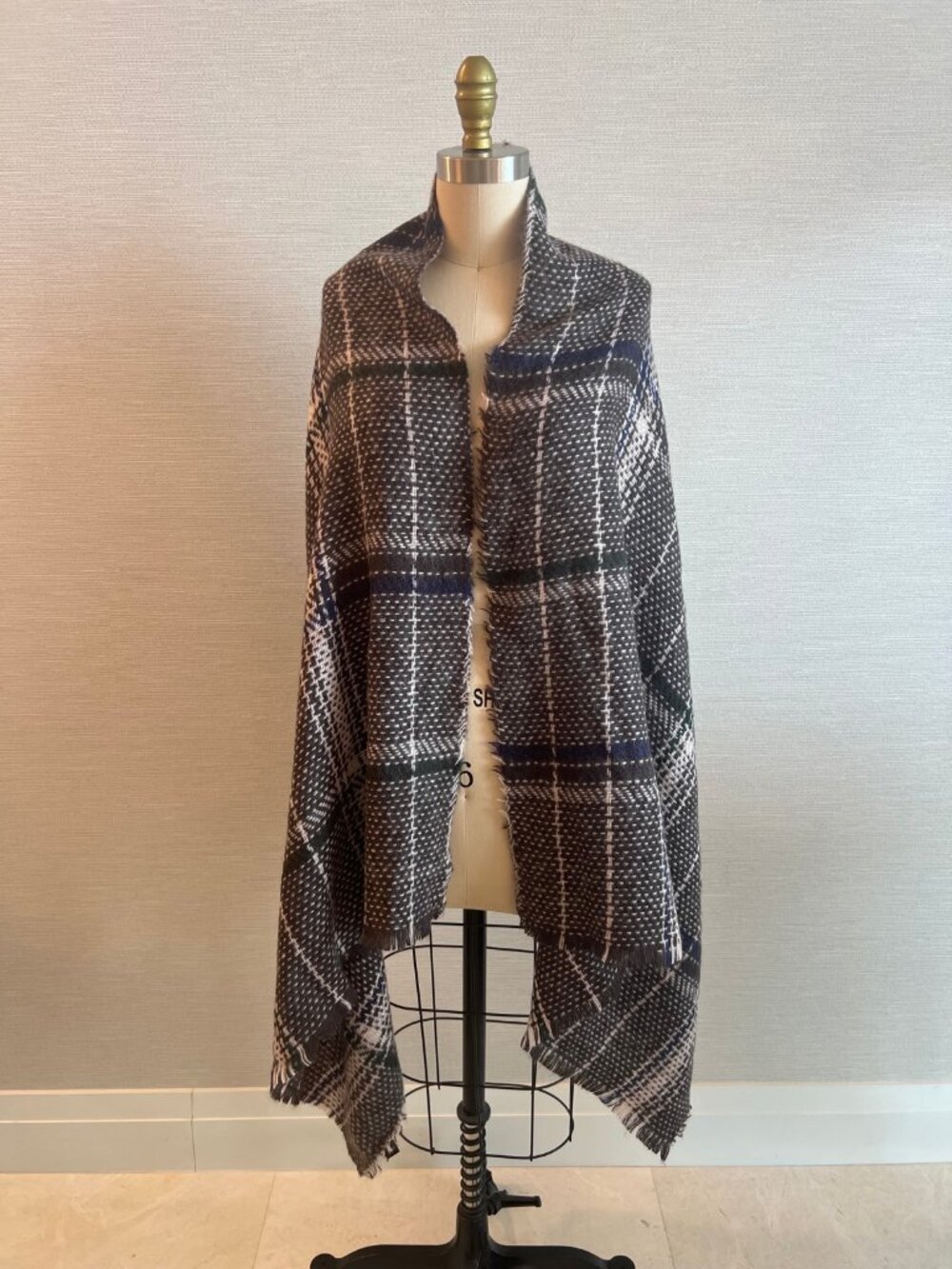 Eyeful Dark Plaid Windowpane Check Scarf Fringe Acrylic O/S